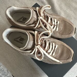 New Balance 204L Mushroom Arid Stone Men’s US 8